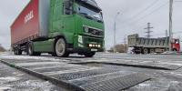 «Убивающие» дороги грузовики взяли под жёсткий контроль в Новосибирске - NSKNews.Info