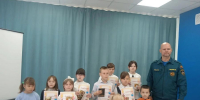 Спасатели провели профилактическую беседу со школьниками о безопасности во время осенних каникул - Министерство по делам гражданской обороны и чрезвычайным ситуациям