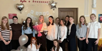 Активисты из Сясьстройской школы № 1 спасали книги в библиотеке - SyasNews.Ru