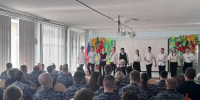 Подшефные кировских росгвардейцев поздравили их с наступающим Днем вневедомственной охраны праздничным концертом - Росгвардия