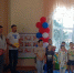 Сотрудник Госавтоинспекции и дети поздравили отцов с Международным днём отца - Газета Власть Советов