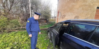 Пожилой водитель врезался в дом в Калуге и погиб - Телерадиокомпания Ника
