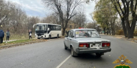 В Калуге машина врезалась в дом, водитель погиб - Калужский перекрёсток