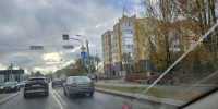 «Шкода» и «Гранта» столкнулись на улице Труда в Пскове - Pln-Pskov.Ru