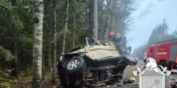 В Выборгском районе иномарка впечаталась в дерево. Водитель погиб - 47 новостей