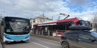Владимир Павлов поздравил с Днем работников автомобильного и городского пассажирского транспорта - Народный Хурал