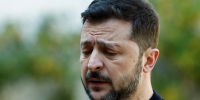 "Исправить досадное недоразумение": Медведев ответил, что США нужно сделать с Зеленским - Комсомольская Правда