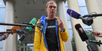 На свободу вышли полицейские, подбросившие наркотики журналисту Ивану Голунову - 47 новостей