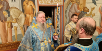Митрополит Корнилий совершил всенощное бдение в канун праздника Иверской иконы Божией Матери - Архангельская епархия