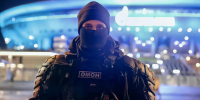 Бойцы Росгвардии СЗФО и ОМОН обеспечивают безопасность болельщиков на матче РПЛ «Зенит» – махачкалинское «Динамо» - Spbdnevnik.ru
