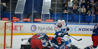 Борьба за шайбу у ворот ХК «Южный Урал» - Ural56.Ru