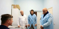 Осколок размером с абрикосовую косточку попал в бедро: пострадавшего при атаке ВСУ жителя Липецкой области прооперировали - Комсомольская Правда