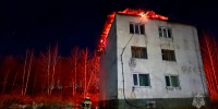 Крупный пожар в поселке на Сахалине: огонь охватил 800 «квадратов» жилого дома - Sakhpress.Ru
