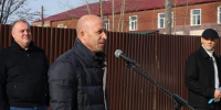 В Смирных сразу 100 семей отпраздновали переезд из аварийного жилья - News.Astv.Ru