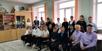 Мини‑спектакль в честь Дня школьных библиотек: 8Б класс подарил пятиклассникам мир детских стихов - Иссинский район