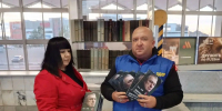 ЛДПР пополнила книжный шкаф «Книга в дорогу» на астраханском вокзале - ЛДПР