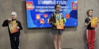 Юные спортсмены из Ельца выступили на соревнованиях по плаванию в Московской области - Allelets.Ru