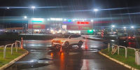 В Великом Новгороде под колёса автомобиля попал подросток на питбайке - Газета Новгород