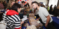 Алтайские производители представили свою продукцию на сессии в Барнауле Фото №1 - Алтайская правда