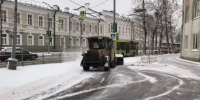 В Иркутске дорожники обрабатывают улицы от гололеда - КП-Иркутск