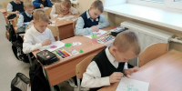 Увлекательное творческое занятие по рисованию под названием "Дары моря". - Центр соцобслуживания населения