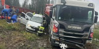 В Выборгском районе водитель Renault погиб при столкновении с грузовиком - 47Channel.Ru