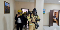 В Ставрополе сотрудники МЧС спасали людей и тушили пожар в краевом суде - Вечерний Ставрополь