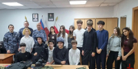 На Ямале сотрудники Росгвардии познакомили школьников со службой во вневедомственной охране - Росгвардия