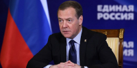Дмитрий Медведев поблагодарил Александра Гусева за успешную избирательную кампанию - Единая Россия