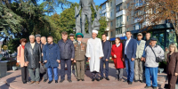 Сотрудники ГБУ РК «Крымскотатарский музей культурно-исторического наследия» почтили память дважды Героя Советского Союза, заслуженного летчика-испытателя СССР Амет-Хана Султана. - Крымскотатарский музей культурно-исторического наследия
