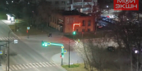 «Нам было вообще не смешно»: неизвестные устроили под окнами спящих благовещенцев ночную дискотеку (ВИДЕО) - Asn24.Ru