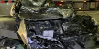 В Новосибирске столкнулись фура и автомобиль Subaru на улице Петухова - КП-Новосибирск