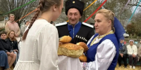 КУРСКИЕ РОДНИКИ: в х. Зайцеве прошёл этнопраздник „Хуторские росстани“ - Управление культуры