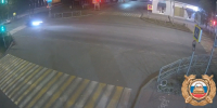 В Новошахтинске водитель пытался скрыться от полиции и врезался в забор - Панорама