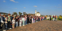 Памятные церемонии для школьников в Мемориальном комплексе жертвам депортации - Крымскотатарский музей культурно-исторического наследия