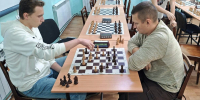 Школьник из Ижевска выиграл Кубок Удмуртской Республики 2026 года по шахматам - Сусанин