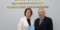 Министр здравоохранения Чувашии Лариса Тарасова обсудила с автором книги о героях ВОВ перспективы дальнейшего сотрудничества - Министерство здравоохранения