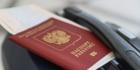 В России мужчинам призывного возраста могут отказать в приеме документов на загранпаспорт, если нет военного билета - Комсомольская Правда