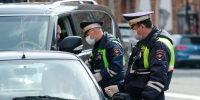 Более 400 нарушений ПДД выявили автоинспекторы за выходные в Омской области - Комсомольская Правда