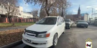 В Иркутске при содействии Интерпола нашли похищенную 13 лет назад Toyota Ipsum и вернули владельцу - SIA.RU