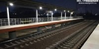 Парочка попыталась срезать путь через вагон и словила разряд электрическим током - ГТРК Владивосток