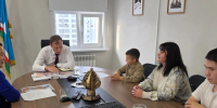 Евгений Перфильев поддержал инициативу по созданию изделий из вторсырья студентами техникума-интерната - Минэкологии РС(Я)
