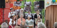 «Переполох в забытой деревне»: ретюнская театральная студия «Вдохновение» выступила в Лужском доме милосердия - Газета Лужская правда