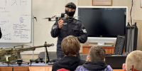 В ОМОН «Гвардеец» прошла экскурсия для магаданских школьников - Росгвардия