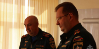 Глава ивановского МЧС навестил пострадавших пожарных и проинспектировал сгоревшую матрасную фабрику - Сетевое издание Ивановские новости