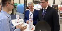 Антон Алиханов высоко оценил технологии спутниковой связи из Железногорска. - Администрация МО Курчатов