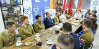 Встреча Губернатора Виктора Томенко с командирами и комиссарами студенческих и подростковых отрядов - Администрация Алтайского края