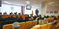 Олег Денисов провел совещание по новогоднему оформлению центра города - Город Пенза