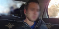 «Убил ударом мотолка»: СК показал кадры допроса обвиняемого в убийстве сына и тещи - ЛенТВ24