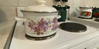 Омичам рассказали, как помочь пожилым родственникам с домашними делами - Om1.Ru